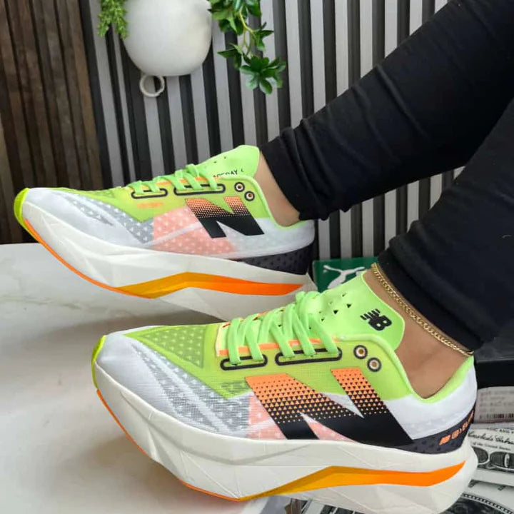 New Balance FuelCell Light Green